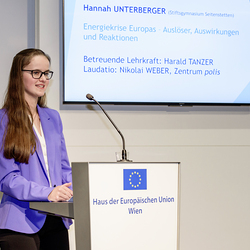 Preisträgerin Hannah Unterberger, Stifts